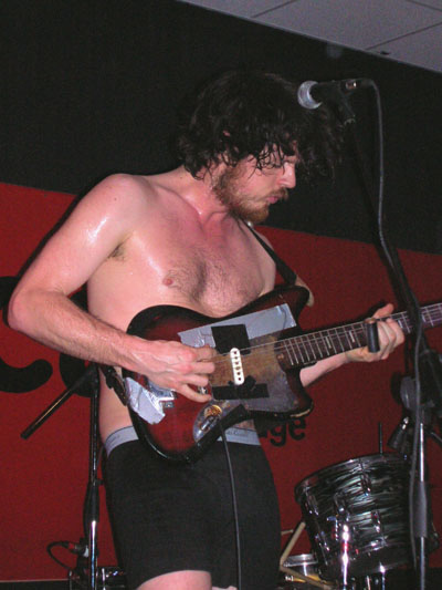 oldtimerelijun_thecage_2